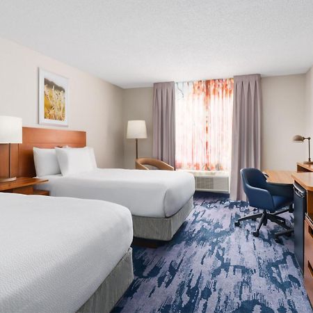 Fairfield Inn & Suites Бока-Ратон Экстерьер фото