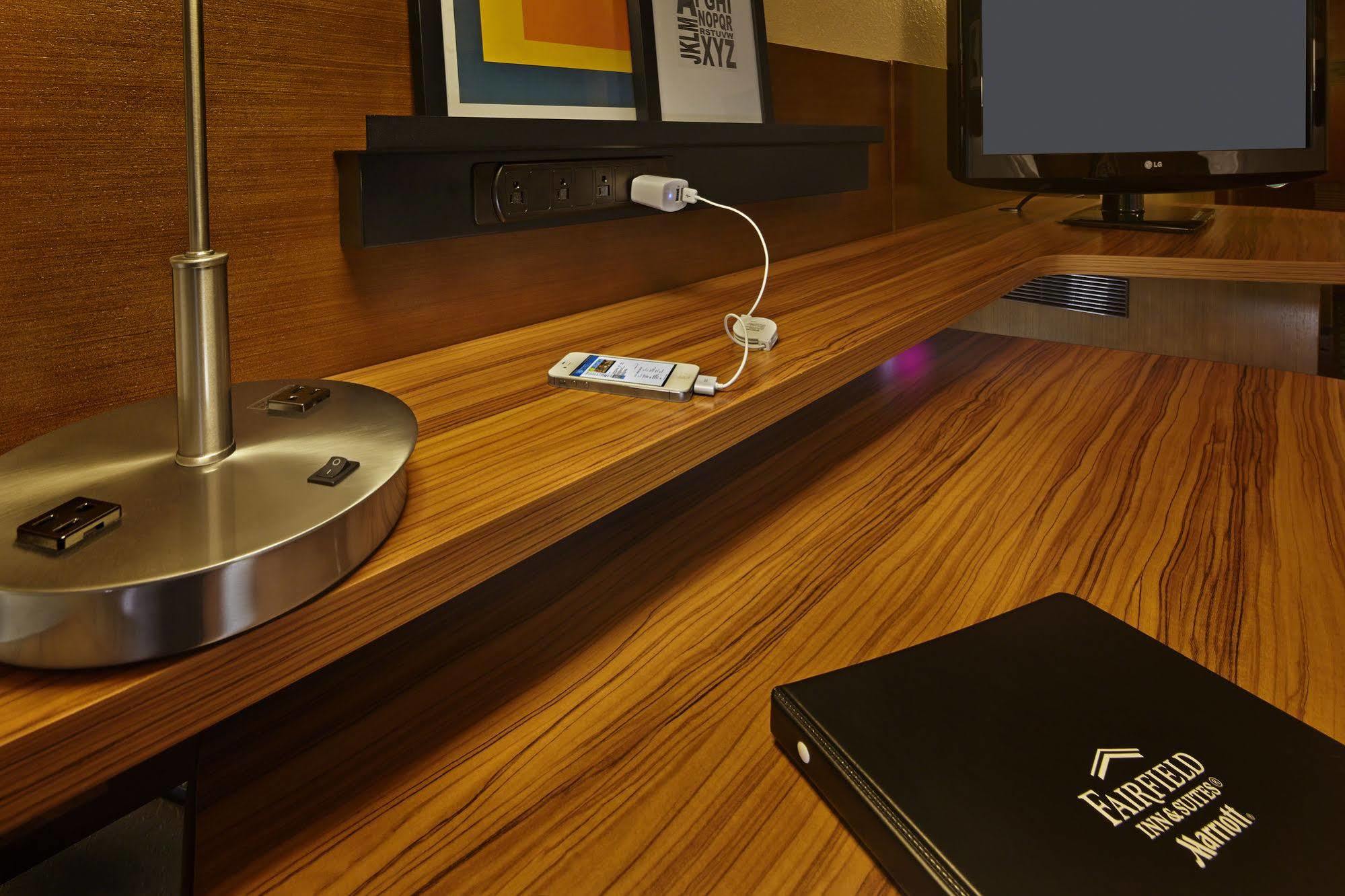 Fairfield Inn & Suites Бока-Ратон Экстерьер фото